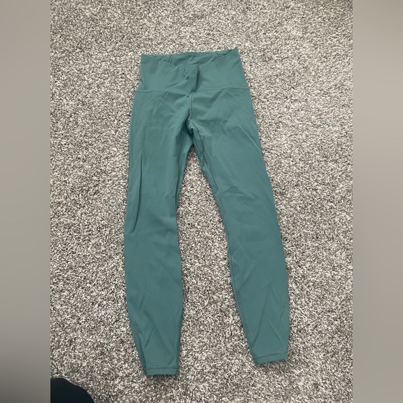 Lululemon leggings, worn once - Picture 1 of 3
